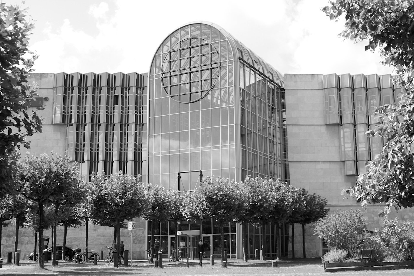 Westdeutscher Rundfunk, Funkhaus. Von parade architekten. Fertigstellung: 1991