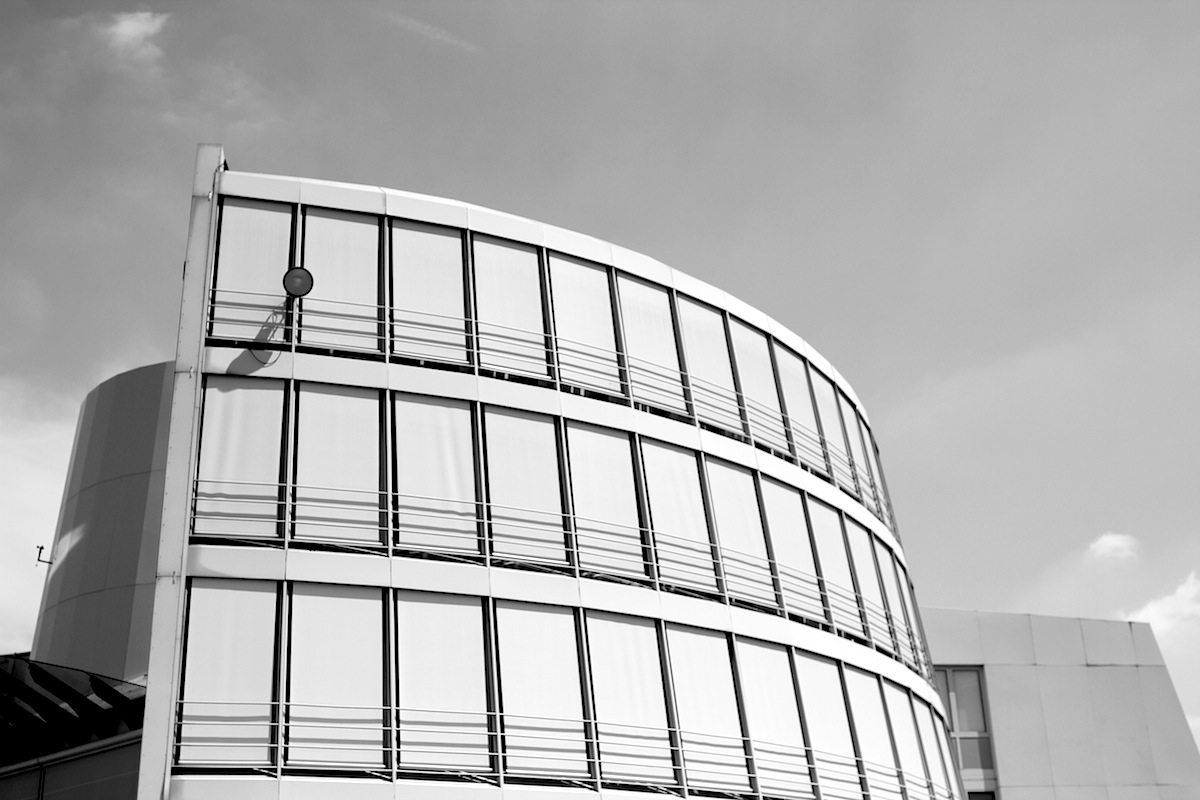 From Butterfly Building To Diving Board Koln Deutschland The Link Stadt Land Architektur