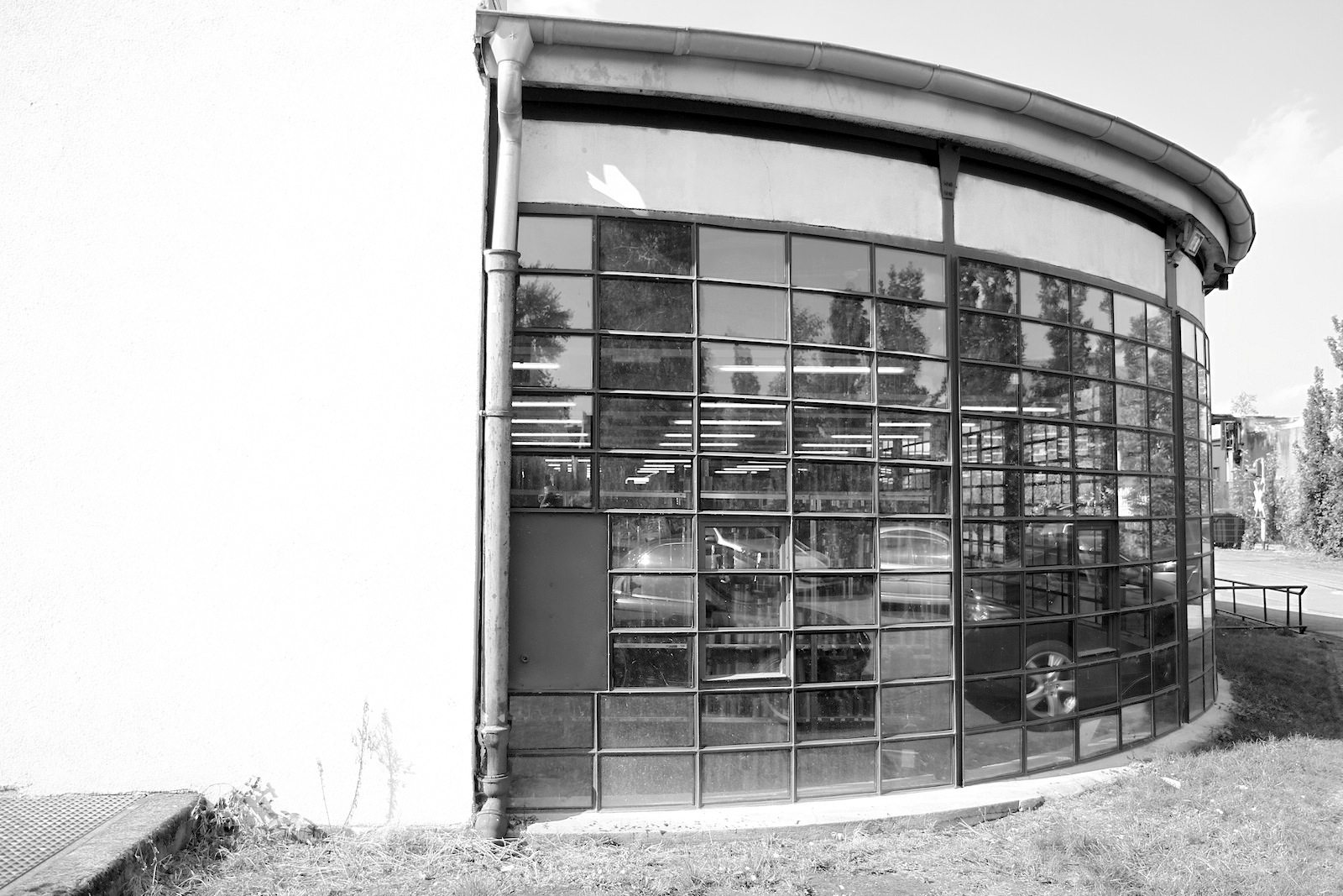 THE LINK to #urbanana: Bauhaus in Krefeld, 2/2 – More Mies! (Mies van ...