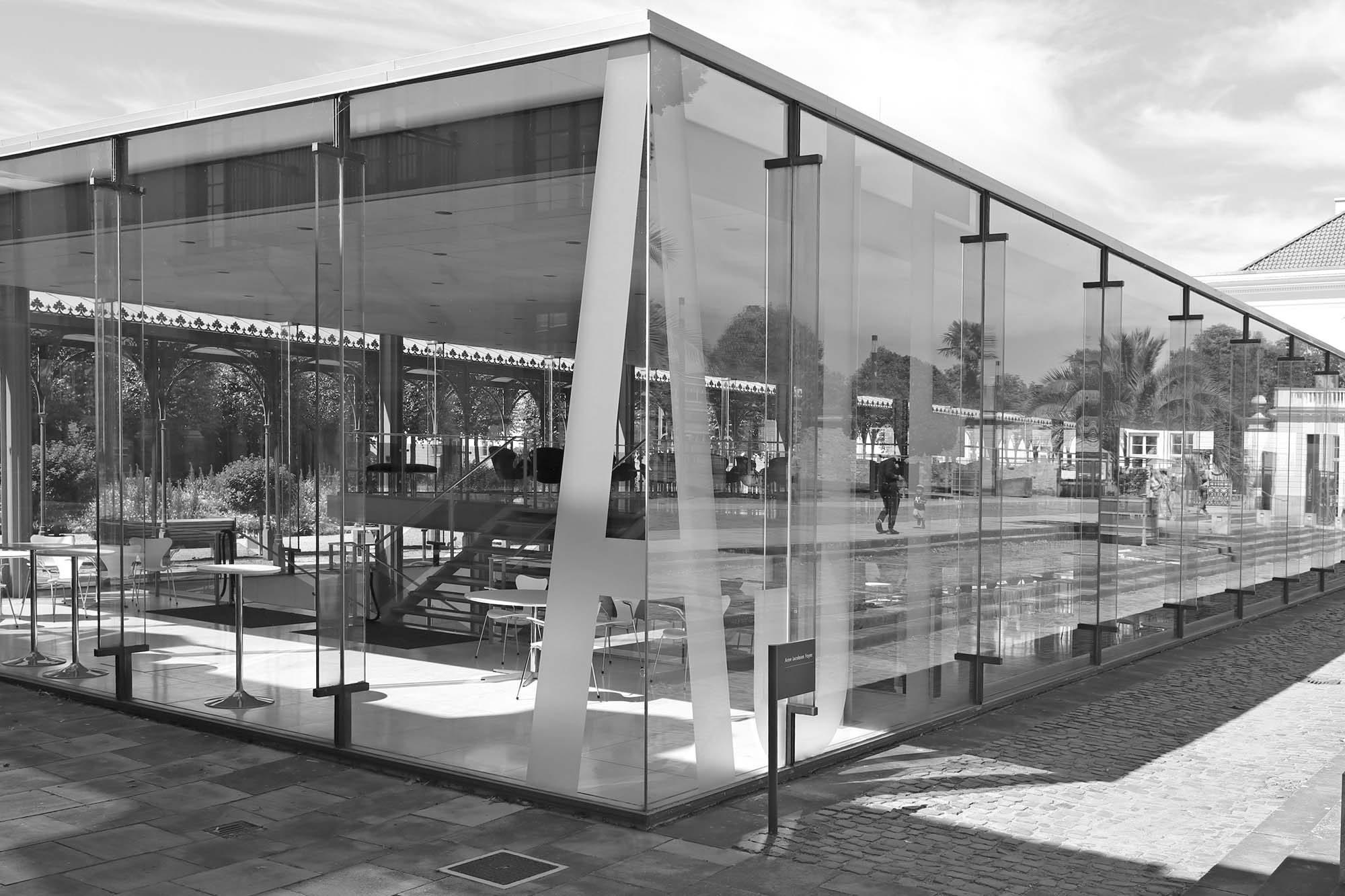 Arne-Jacobsen-Foyer – Der Kristallsaal (Arne Jacobsen, Otto Weitling) [Hannover]
