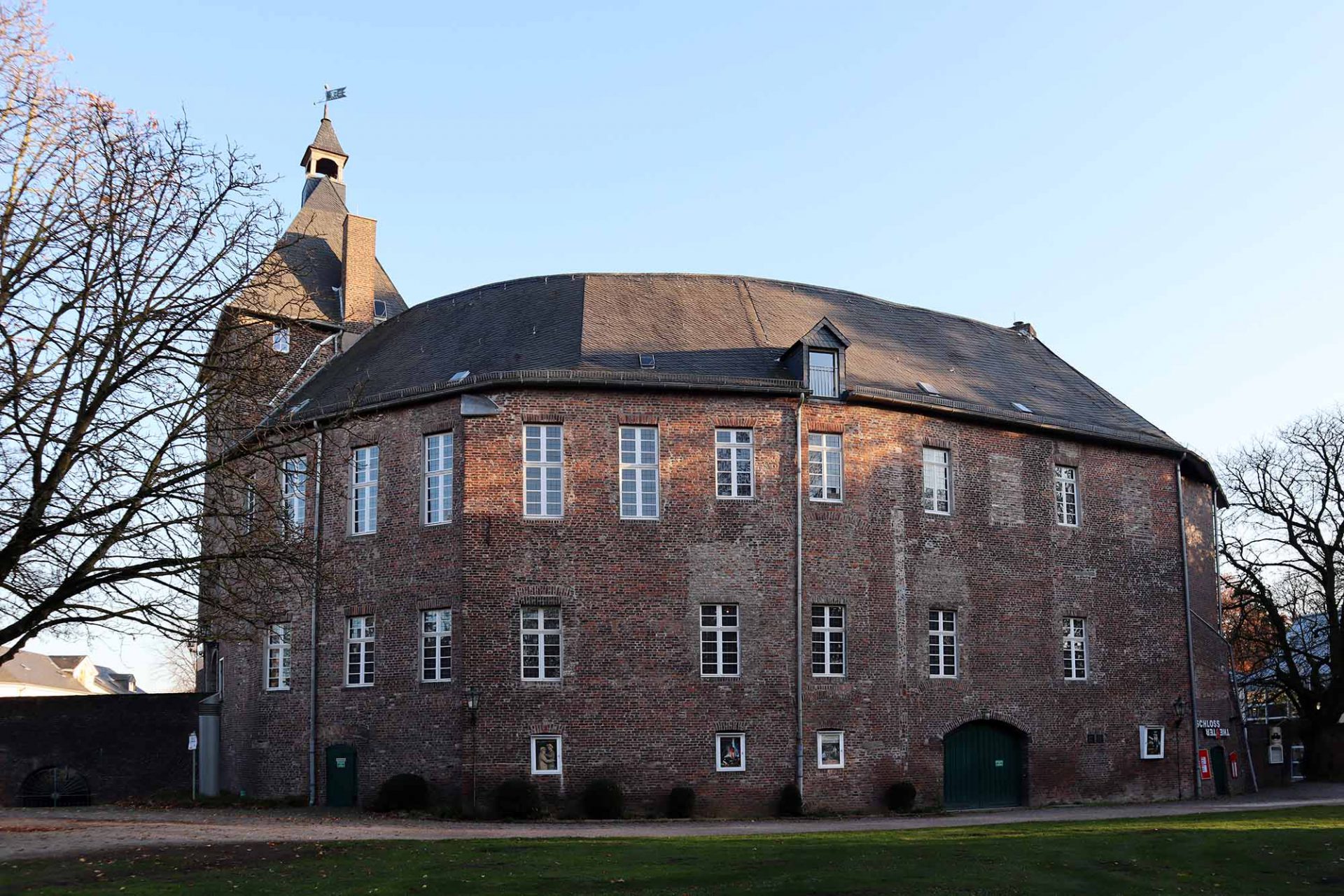 THE LINK to #RuhrBühnen THE LINK to #RuhrBühnen