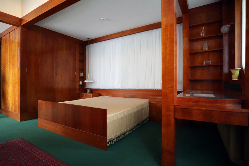 Adolf Loos gestaltete 1929 das Haus und die Wohnung für die Familie von Jan und Jana Bummel neu.