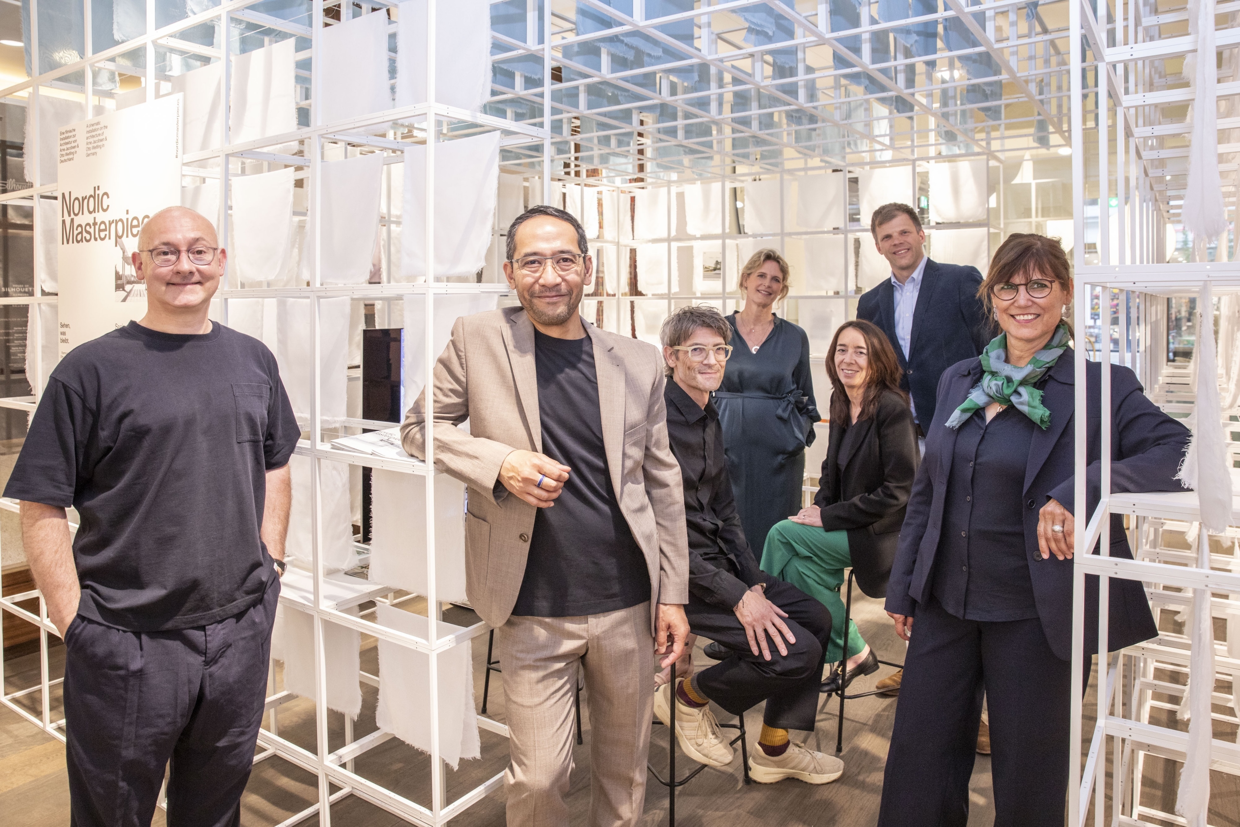 Die Hamburger Station ist mit gärtner, der AMD Akademie Mode & Design Hamburg und den beteiligten Partnern entstanden. Gefördert wird sie von der Sutor-Stiftung.
